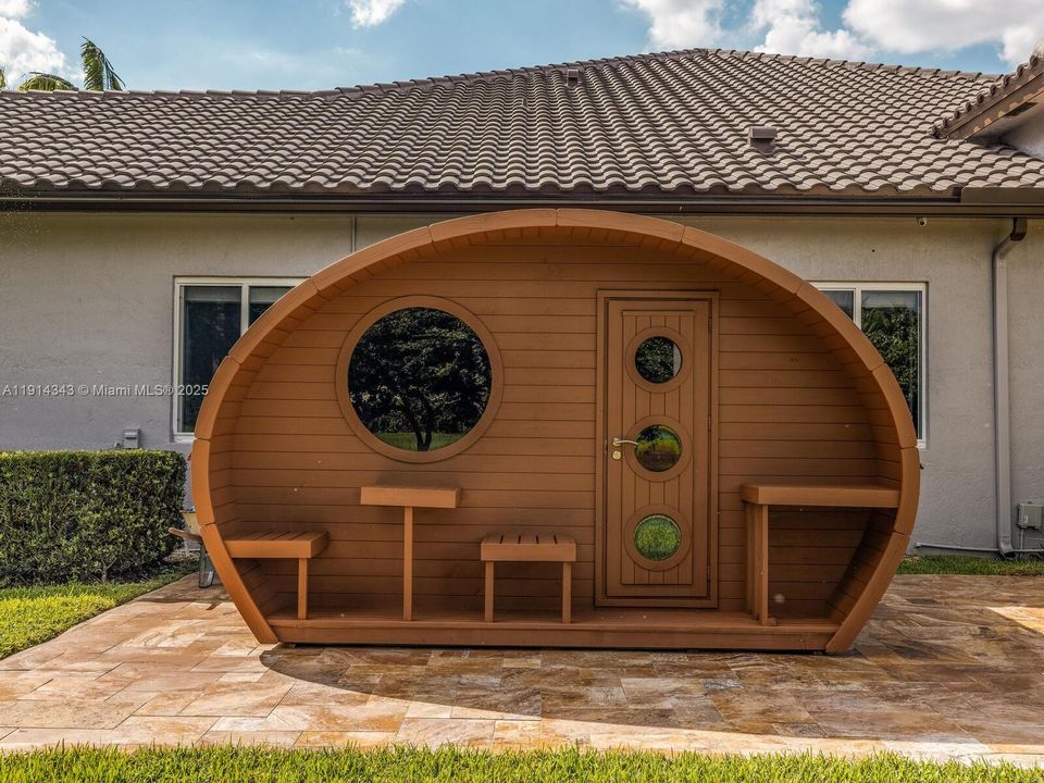 待售: $2,500,000 (5 贝兹, 4 浴室, 4130 平方英尺)