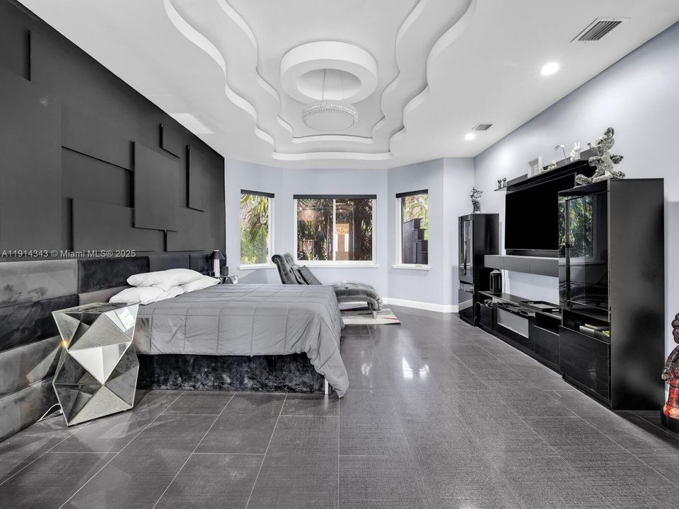 待售: $2,500,000 (5 贝兹, 4 浴室, 4130 平方英尺)