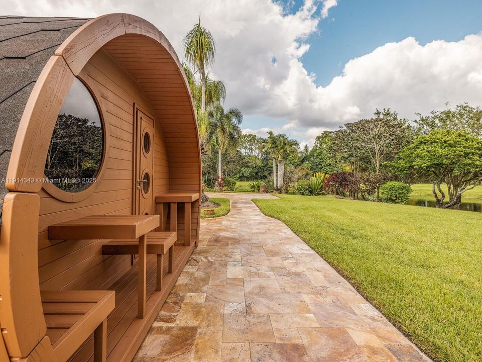 待售: $2,500,000 (5 贝兹, 4 浴室, 4130 平方英尺)