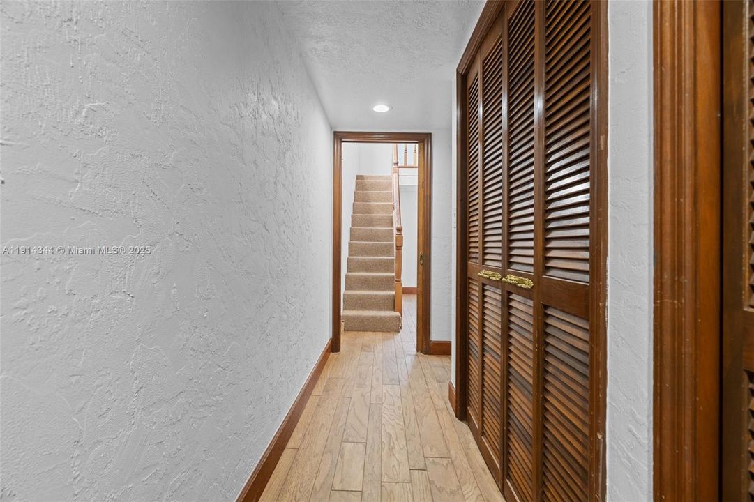 En Venta: $2,360,000 (4 camas, 5 baños, 4130 Pies cuadrados)