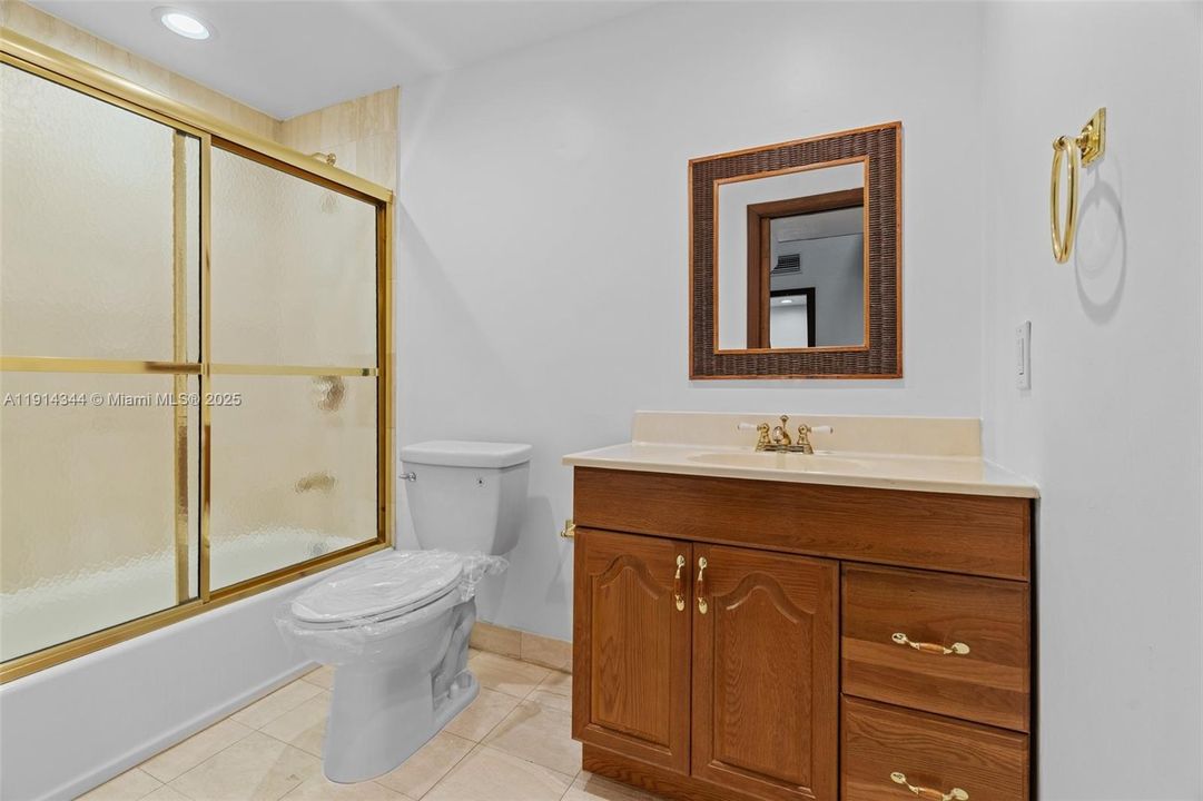 En Venta: $2,360,000 (4 camas, 5 baños, 4130 Pies cuadrados)