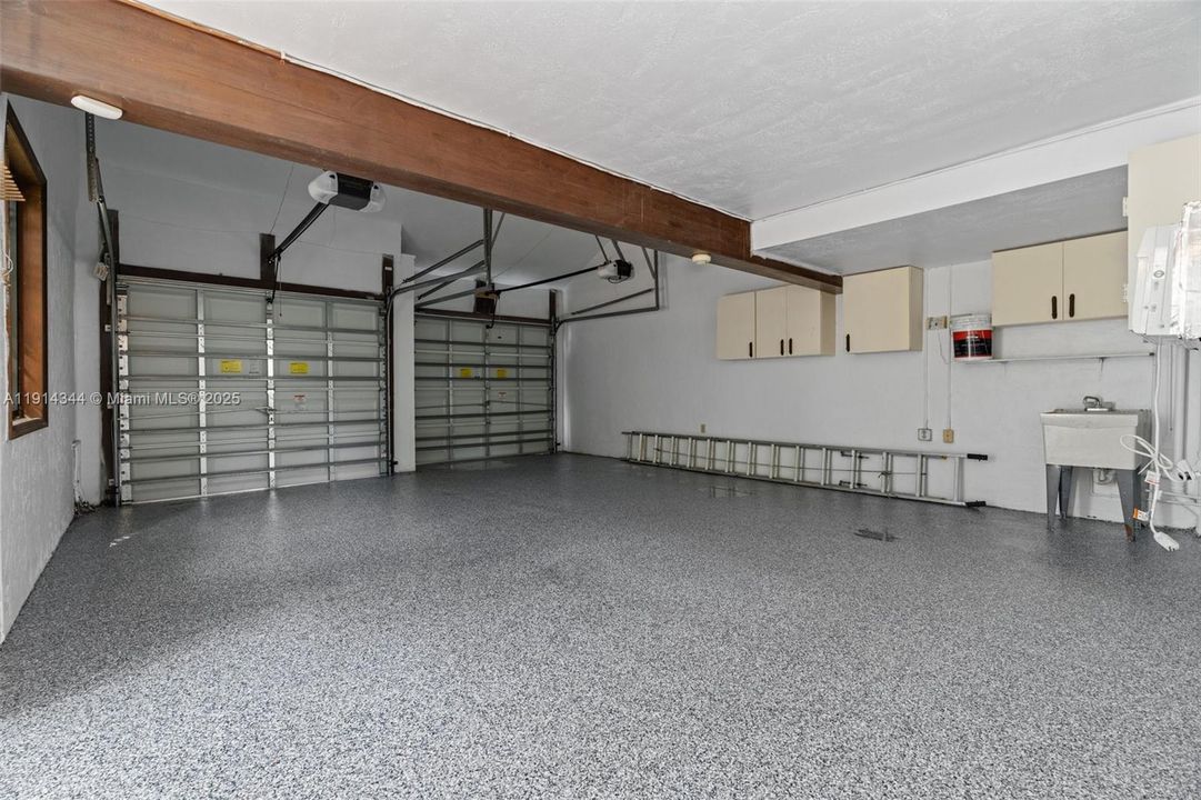 En Venta: $2,360,000 (4 camas, 5 baños, 4130 Pies cuadrados)