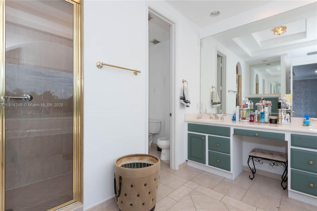 En Renta: $7,000 (4 camas, 3 baños, 2963 Pies cuadrados)