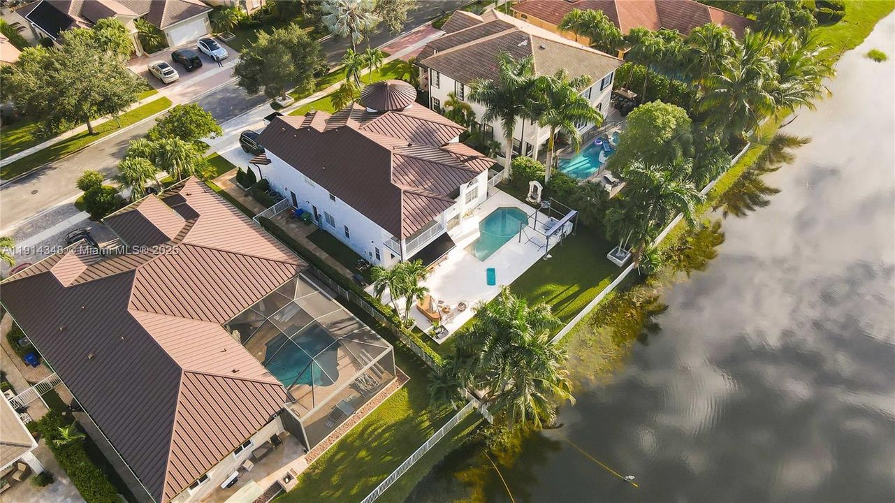 En Renta: $7,000 (4 camas, 3 baños, 2963 Pies cuadrados)