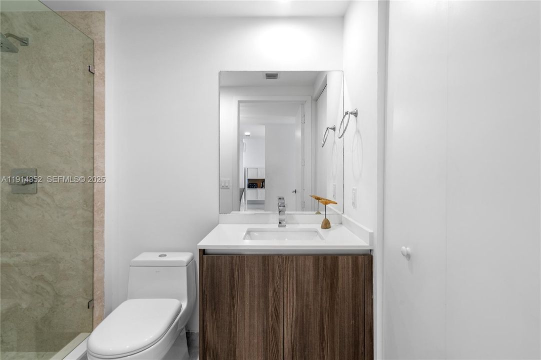 На продажу: $1,030,000 (2 спален, 3 ванн, 1257 Квадратных фут)