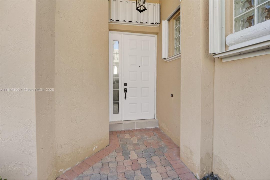 En Venta: $760,000 (3 camas, 2 baños, 1595 Pies cuadrados)