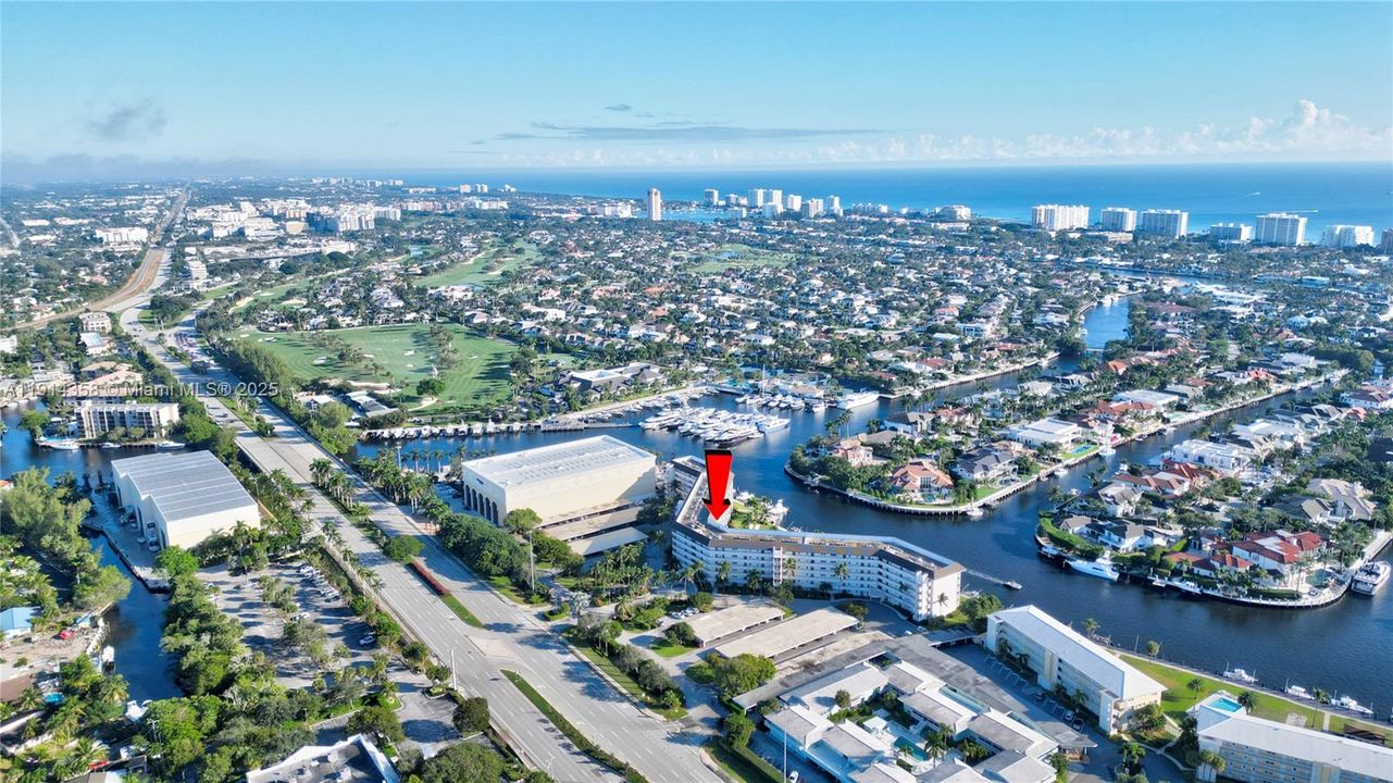 For Sale: $495,000 (2 beds, 2 baths, 1002 Square Feet)