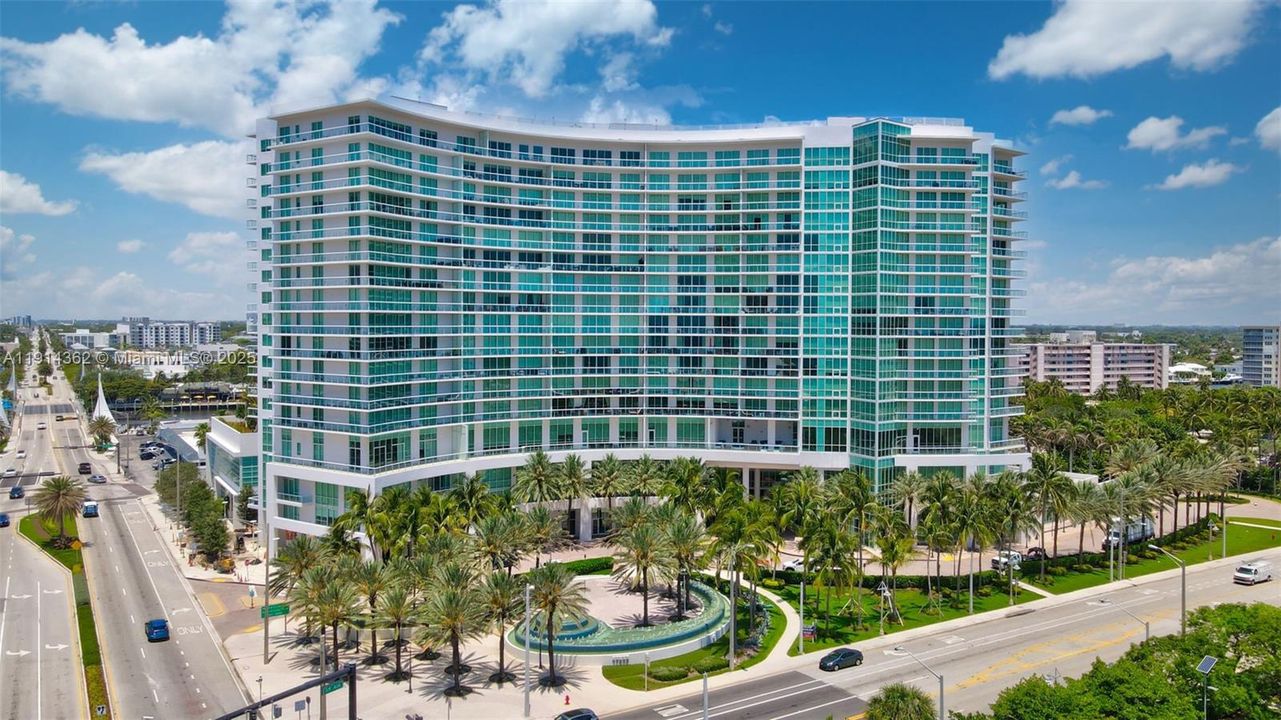 For Sale: $1,060,000 (2 beds, 2 baths, 1815 Square Feet)