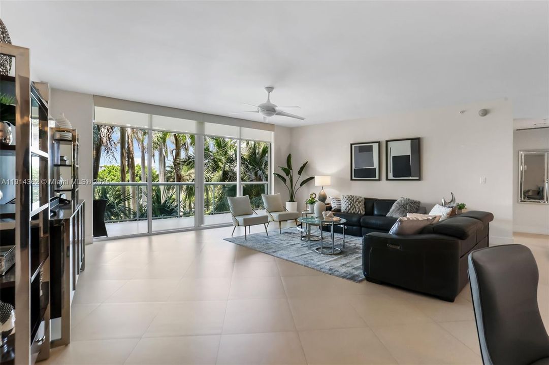 For Sale: $1,060,000 (2 beds, 2 baths, 1815 Square Feet)