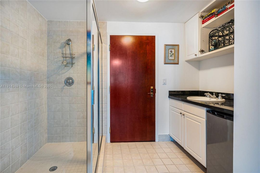 For Sale: $4,250,000 (3 beds, 3 baths, 2790 Square Feet)