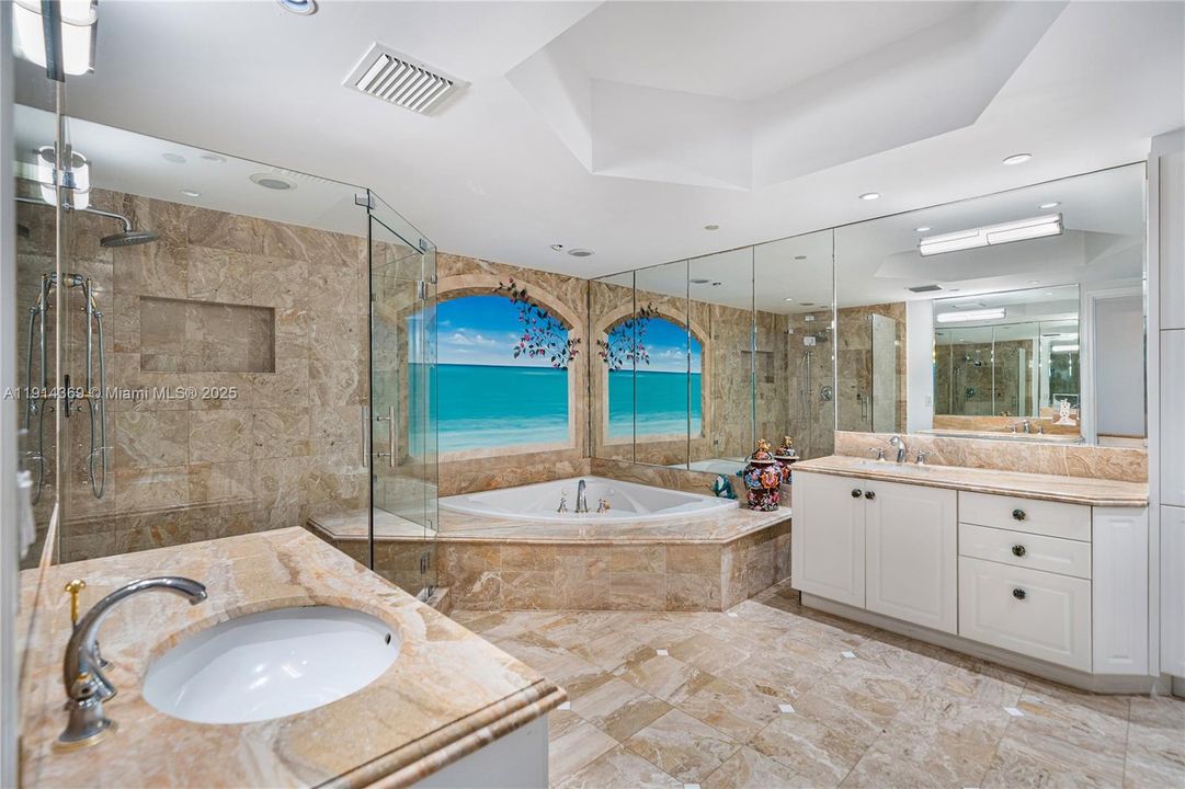 For Sale: $4,250,000 (3 beds, 3 baths, 2790 Square Feet)