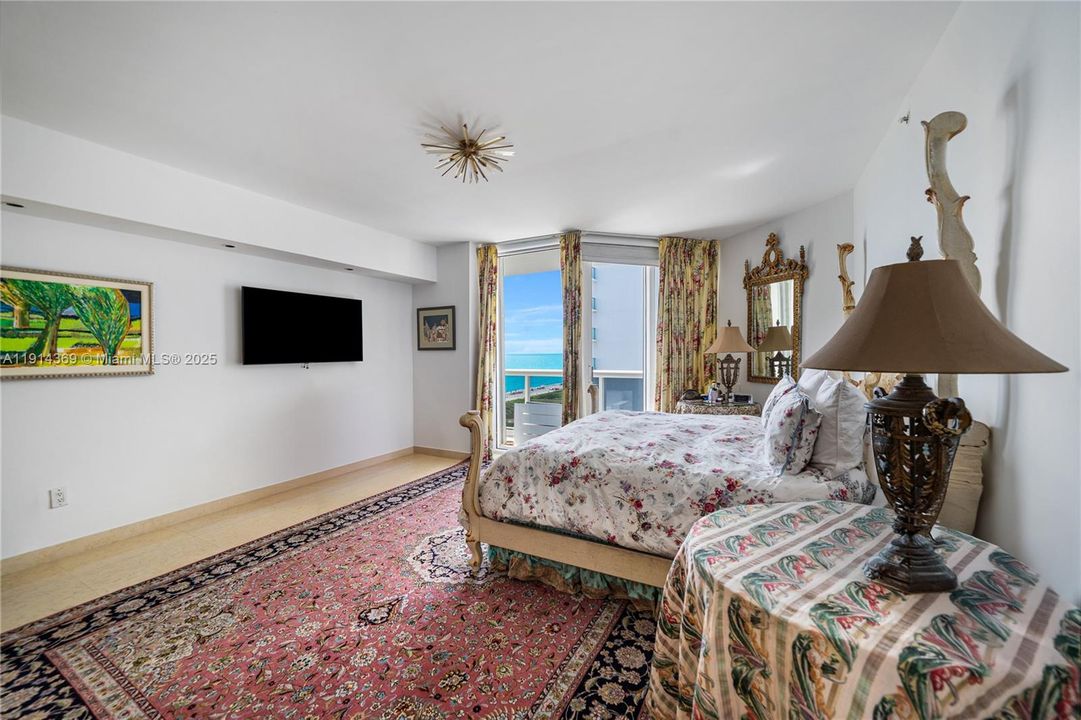 For Sale: $4,250,000 (3 beds, 3 baths, 2790 Square Feet)