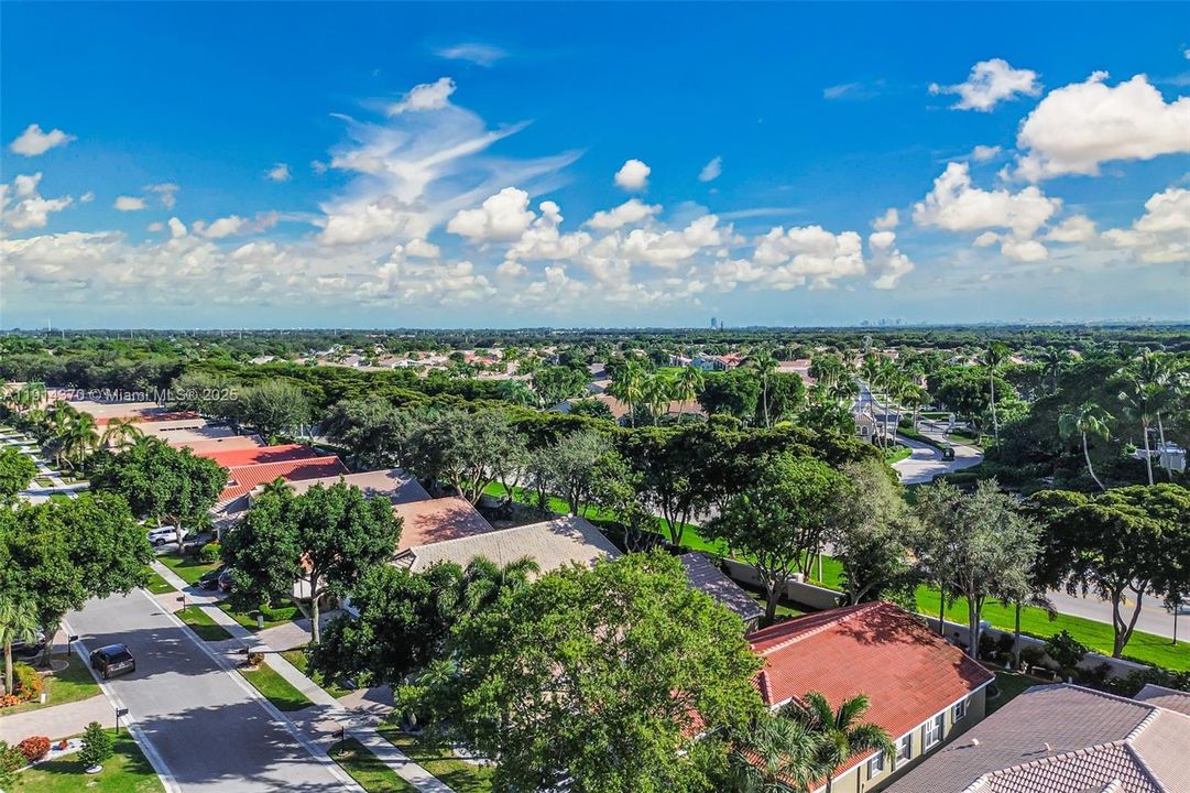 Active With Contract: $450,000 (3 beds, 2 baths, 1822 Square Feet)