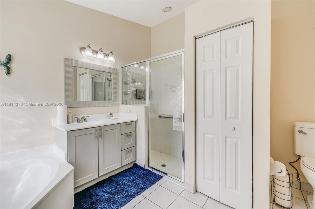 Active With Contract: $450,000 (3 beds, 2 baths, 1822 Square Feet)