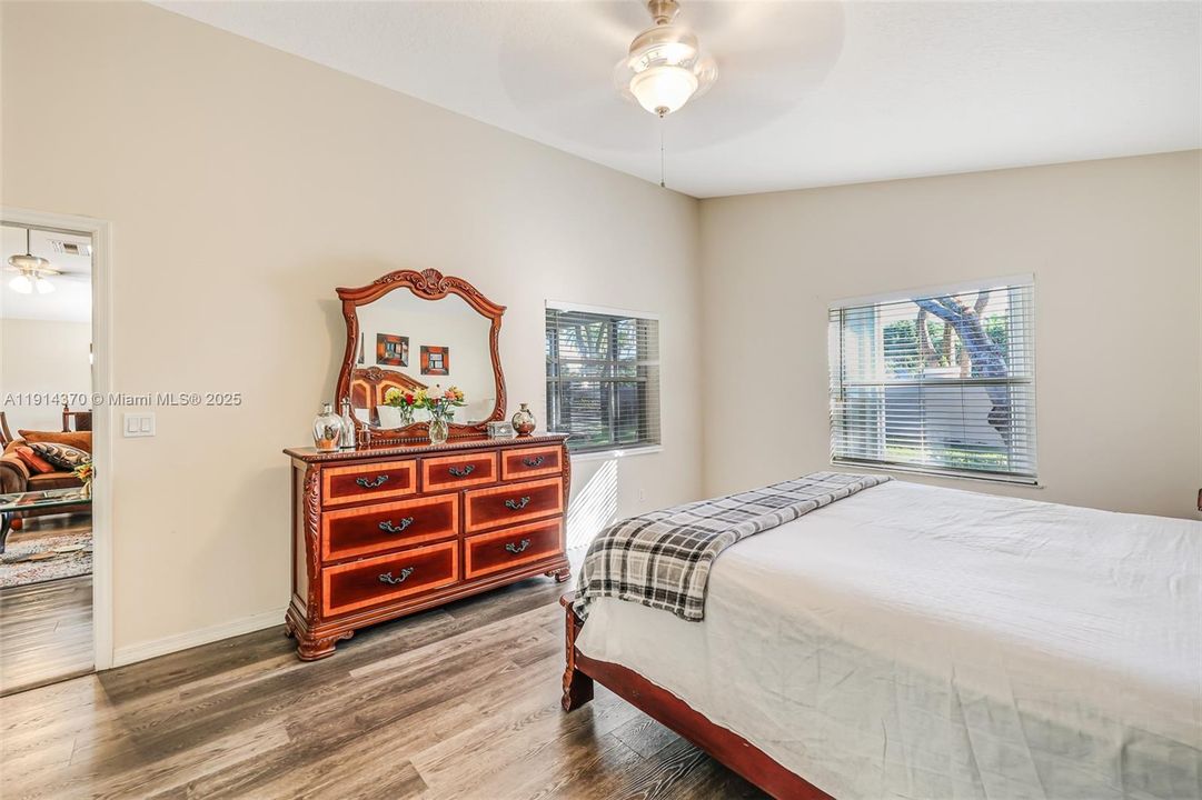 Active With Contract: $450,000 (3 beds, 2 baths, 1822 Square Feet)