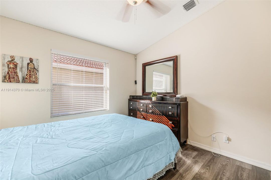 Active With Contract: $450,000 (3 beds, 2 baths, 1822 Square Feet)