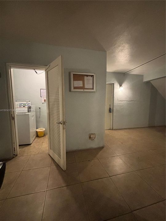 出租: $1,600 (1 贝兹, 1 浴室, 650 平方英尺)