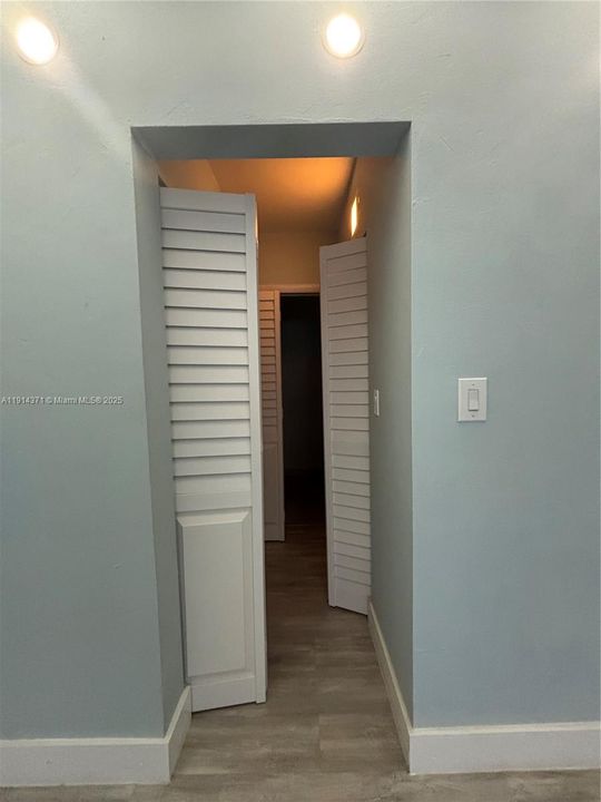 出租: $1,600 (1 贝兹, 1 浴室, 650 平方英尺)