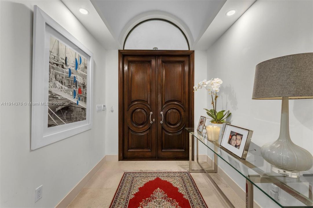 For Sale: $8,925,000 (6 beds, 6 baths, 5275 Square Feet)