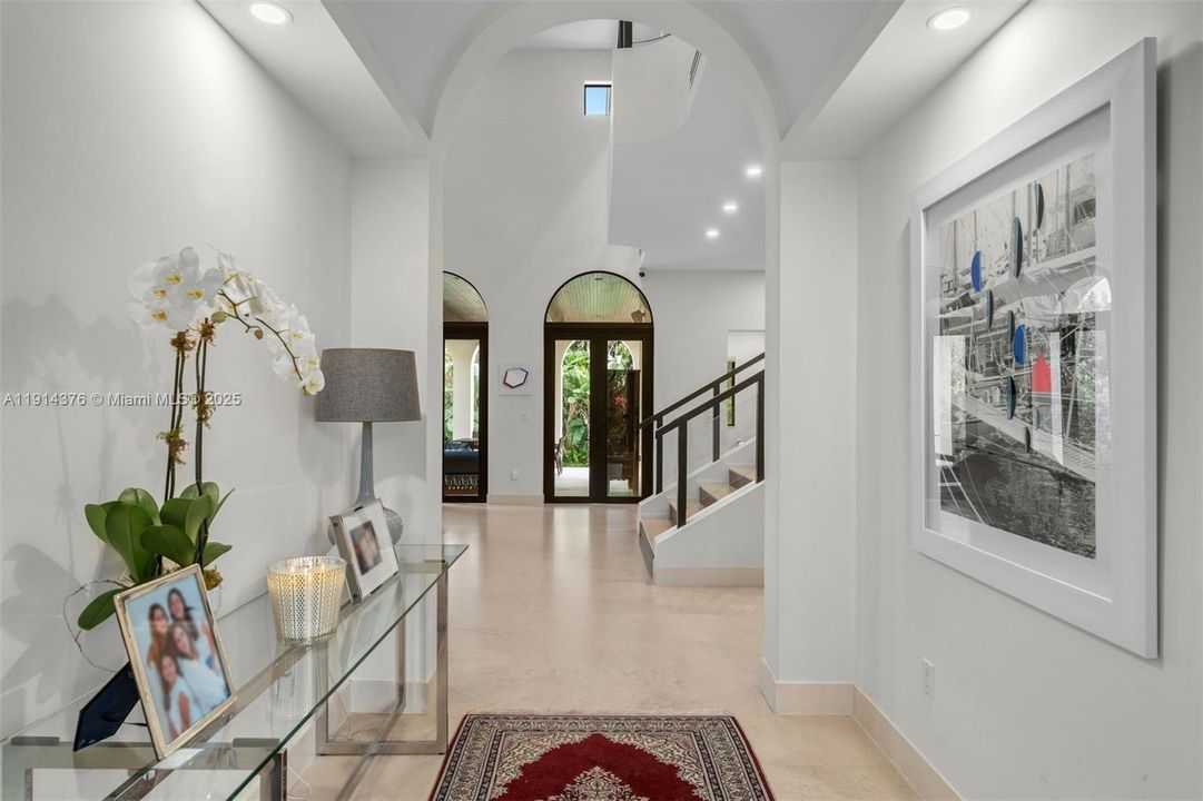 For Sale: $8,925,000 (6 beds, 6 baths, 5275 Square Feet)