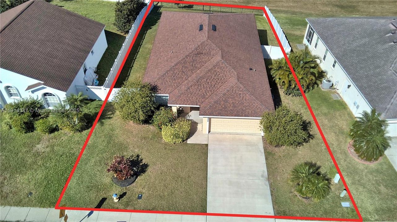 待售: $389,000 (4 贝兹, 2 浴室, 1749 平方英尺)