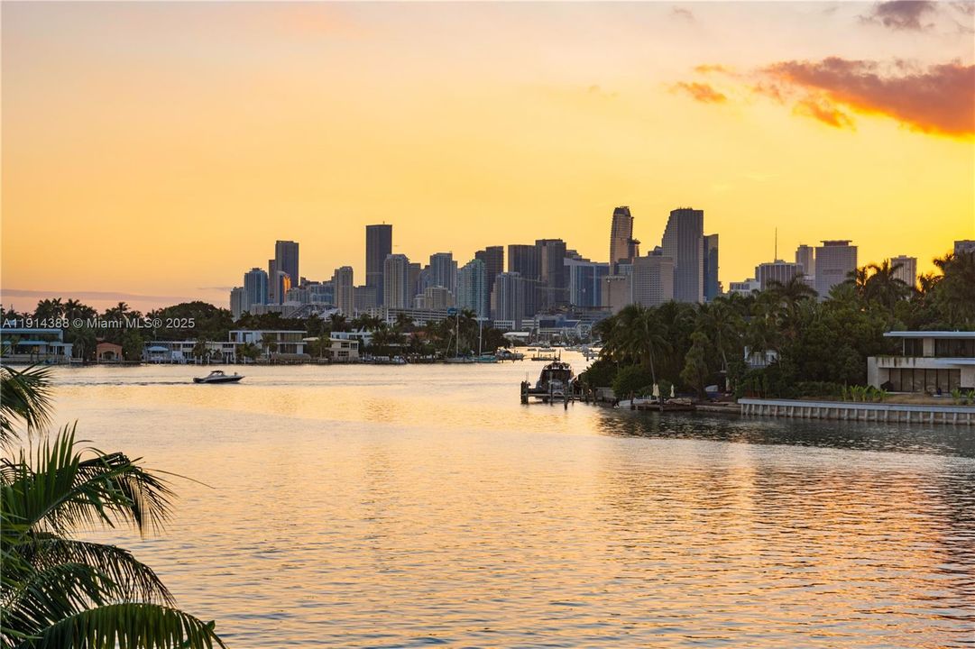 For Sale: $33,500,000 (6 beds, 6 baths, 0 Square Feet)