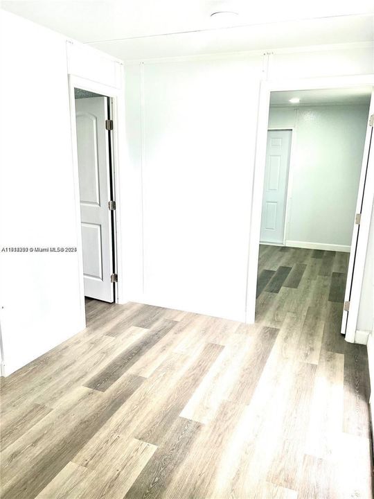 For Rent: $1,650 (1 beds, 1 baths, 1058 Square Feet)
