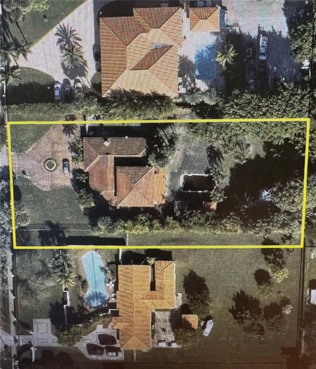 For Sale: $3,900,000 (6 beds, 4 baths, 4941 Square Feet)