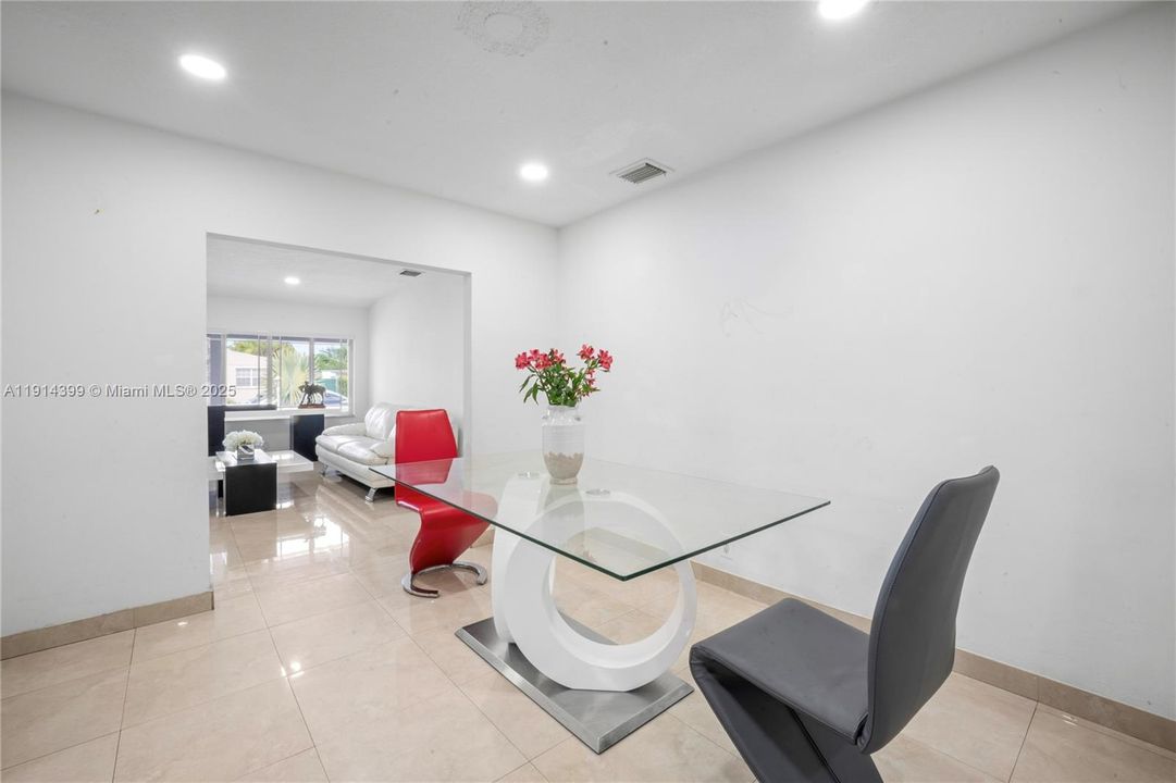 For Sale: $1,198,000 (3 beds, 2 baths, 2618 Square Feet)