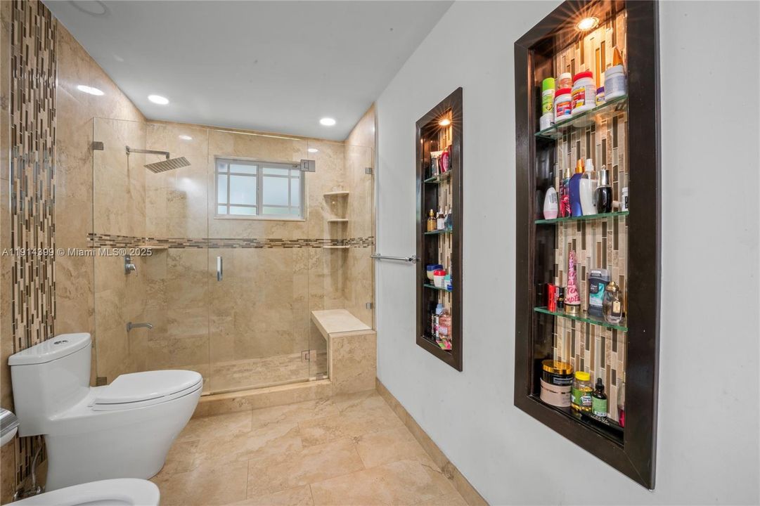 For Sale: $1,198,000 (3 beds, 2 baths, 2618 Square Feet)