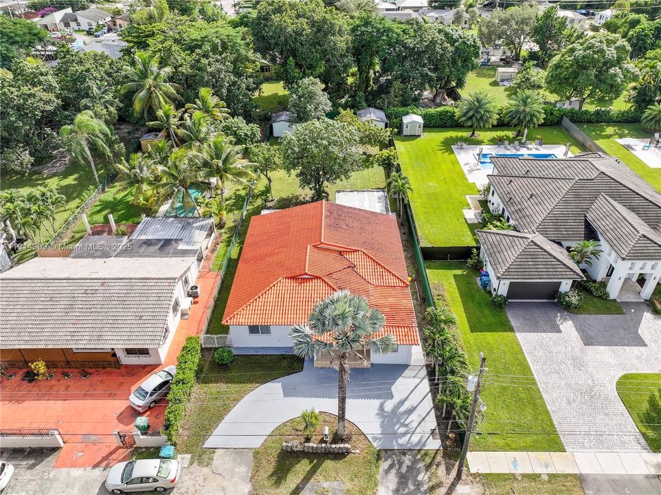 For Sale: $1,198,000 (3 beds, 2 baths, 2618 Square Feet)