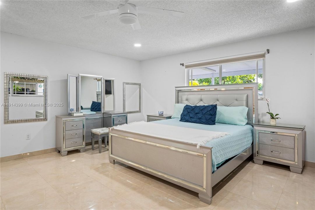 For Sale: $1,198,000 (3 beds, 2 baths, 2618 Square Feet)