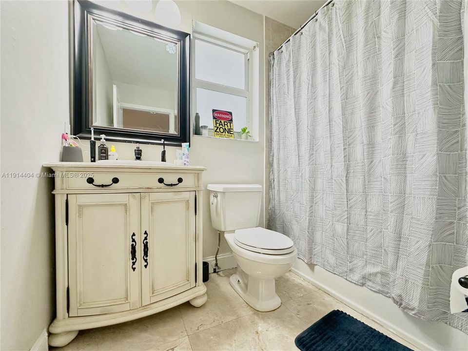 待售: $1,175,000 (4 贝兹, 3 浴室, 0 平方英尺)