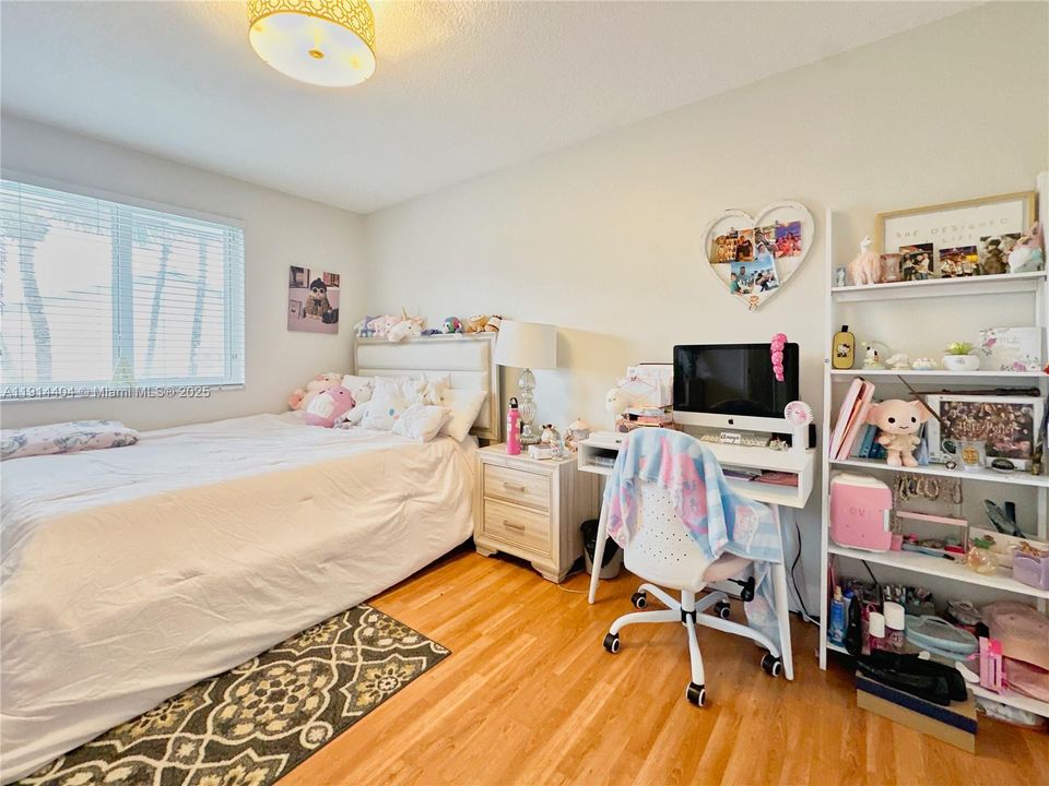 待售: $1,175,000 (4 贝兹, 3 浴室, 0 平方英尺)