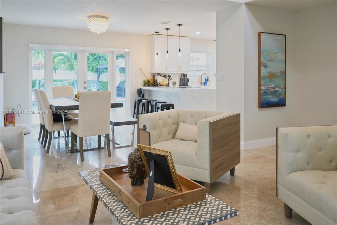 待售: $1,175,000 (4 贝兹, 3 浴室, 0 平方英尺)