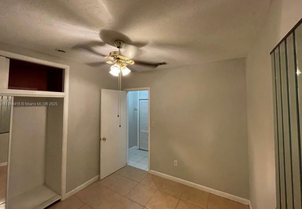Active With Contract: $2,750 (4 beds, 2 baths, 1759 Square Feet)
