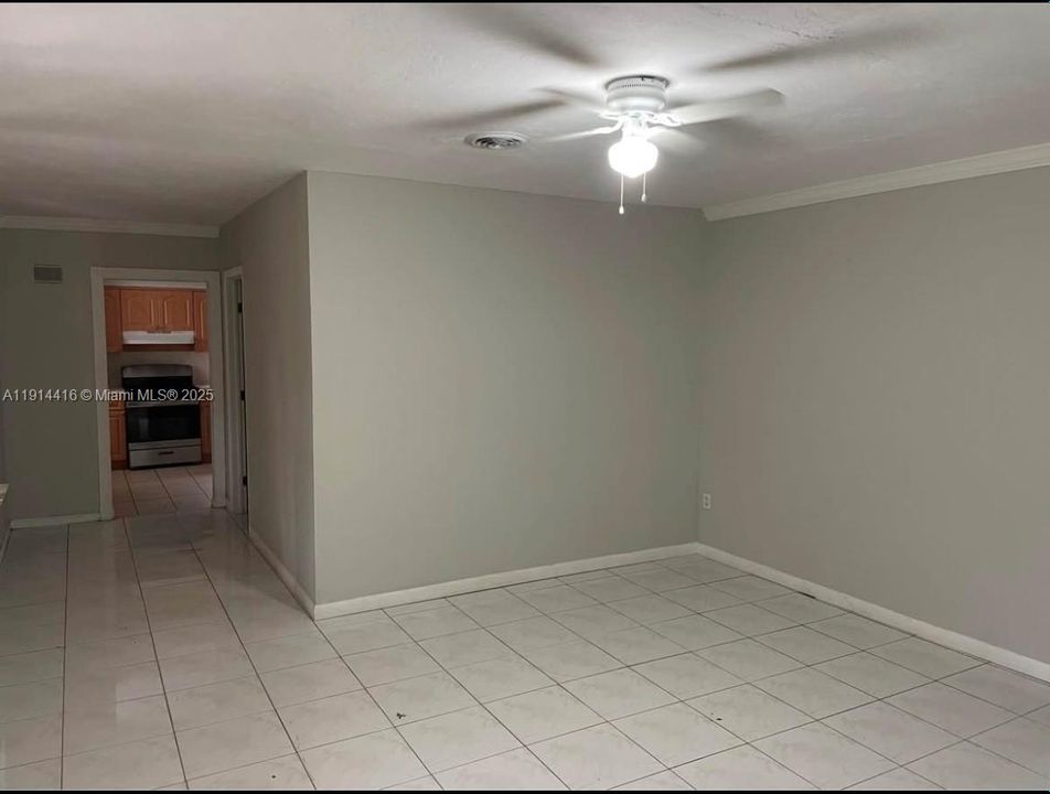 Active With Contract: $2,750 (4 beds, 2 baths, 1759 Square Feet)