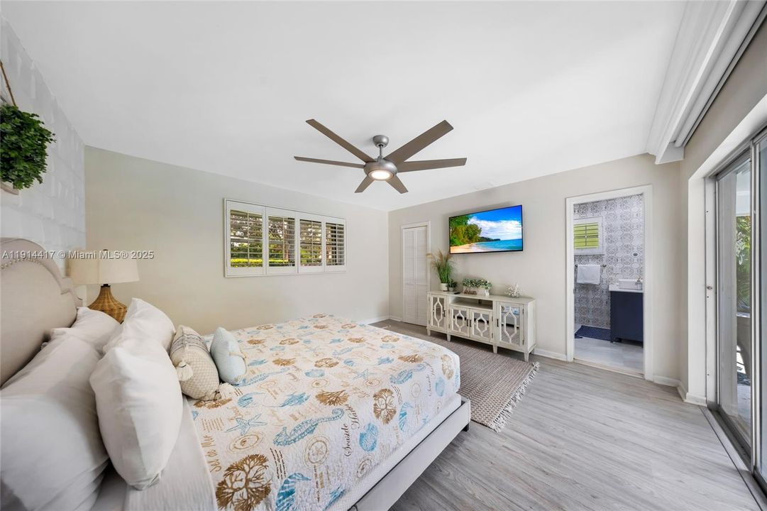 En Venta: $949,000 (3 camas, 2 baños, 1525 Pies cuadrados)