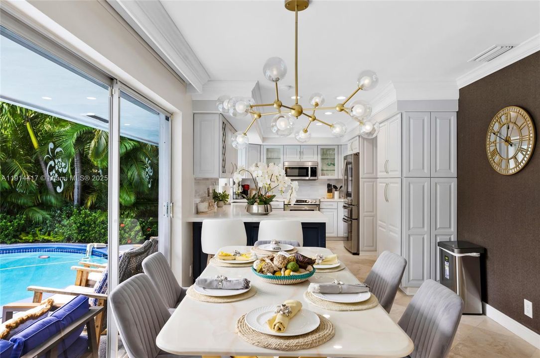 En Venta: $949,000 (3 camas, 2 baños, 1525 Pies cuadrados)