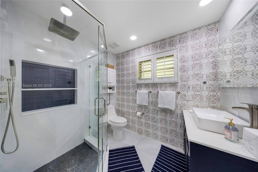 En Venta: $949,000 (3 camas, 2 baños, 1525 Pies cuadrados)