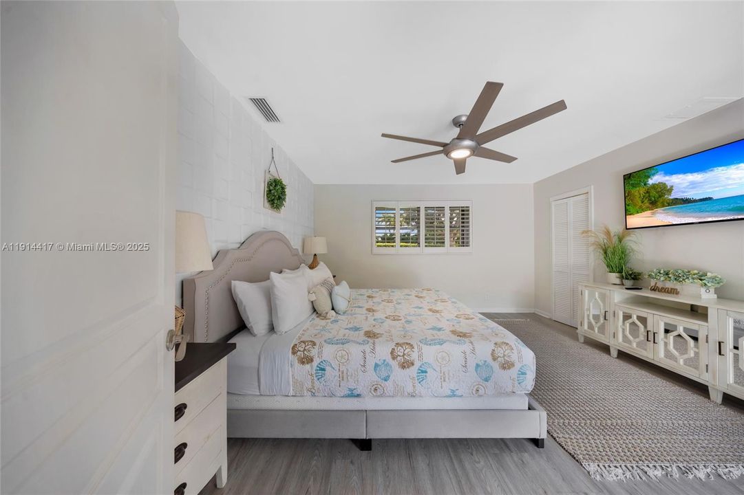 En Venta: $949,000 (3 camas, 2 baños, 1525 Pies cuadrados)