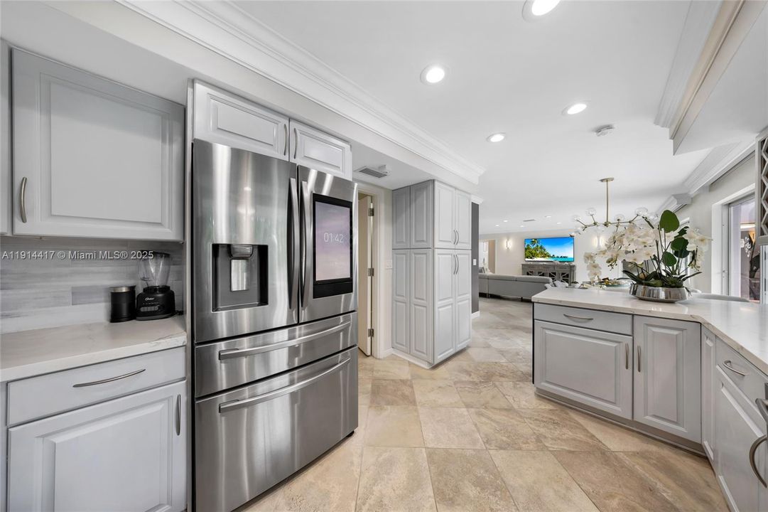 En Venta: $949,000 (3 camas, 2 baños, 1525 Pies cuadrados)