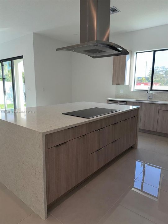 For Rent: $8,000 (4 beds, 3 baths, 2751 Square Feet)