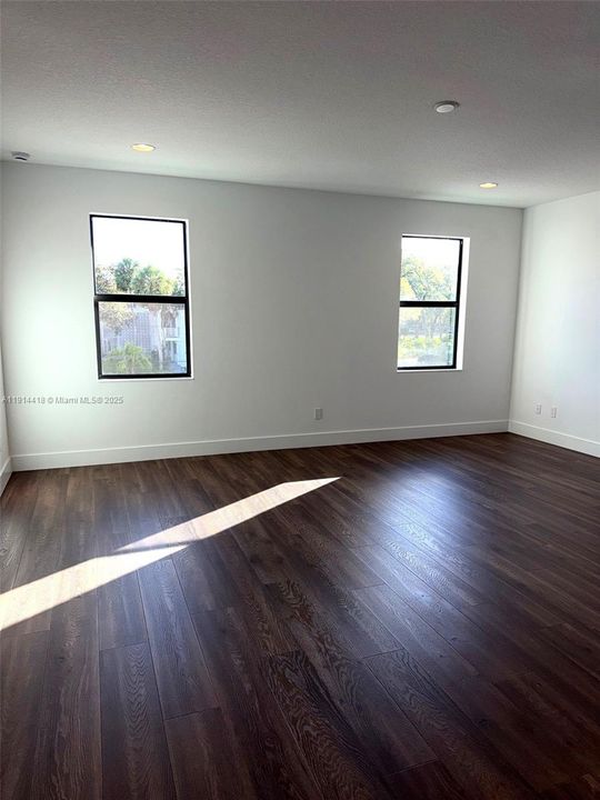 For Rent: $8,000 (4 beds, 3 baths, 2751 Square Feet)