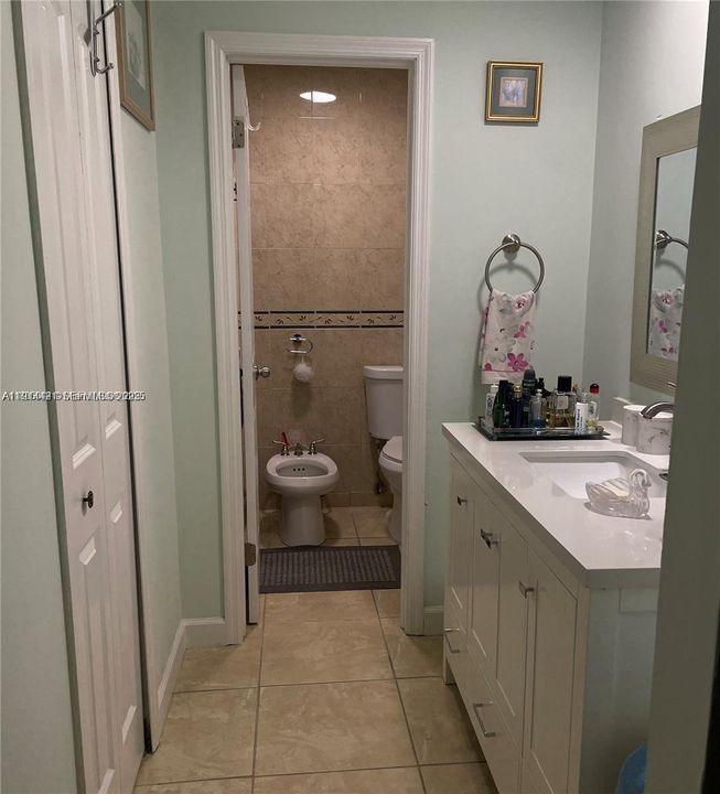 For Rent: $3,600 (3 beds, 2 baths, 1324 Square Feet)