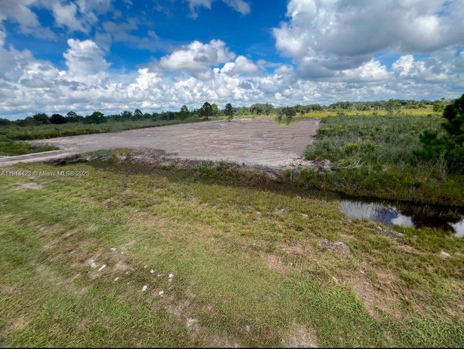 For Sale: $38,999 (1.25 acres)