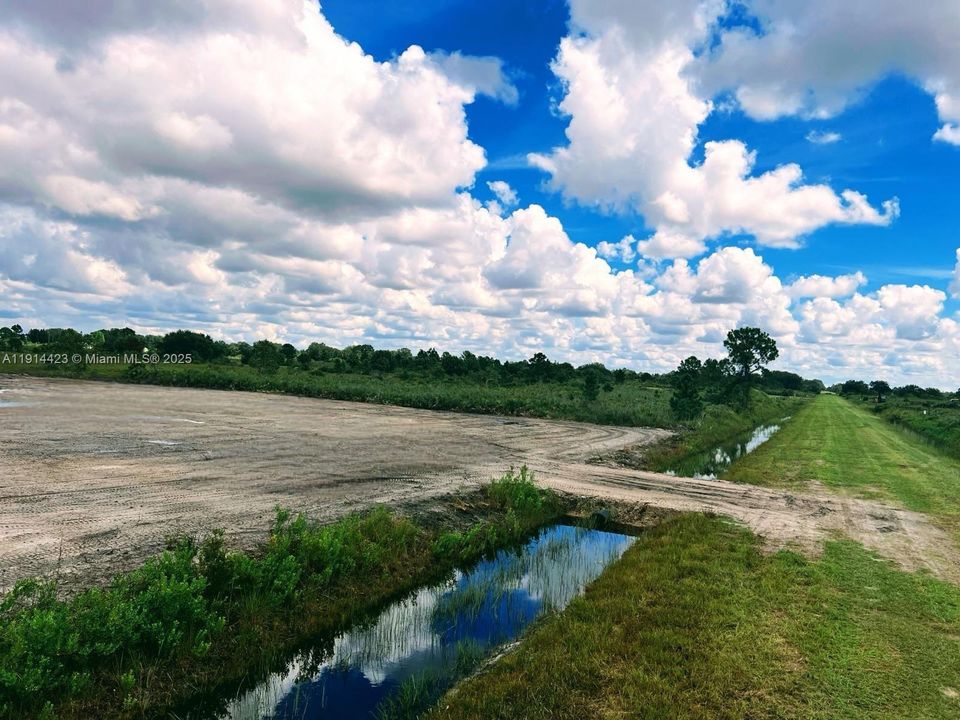 For Sale: $38,999 (1.25 acres)