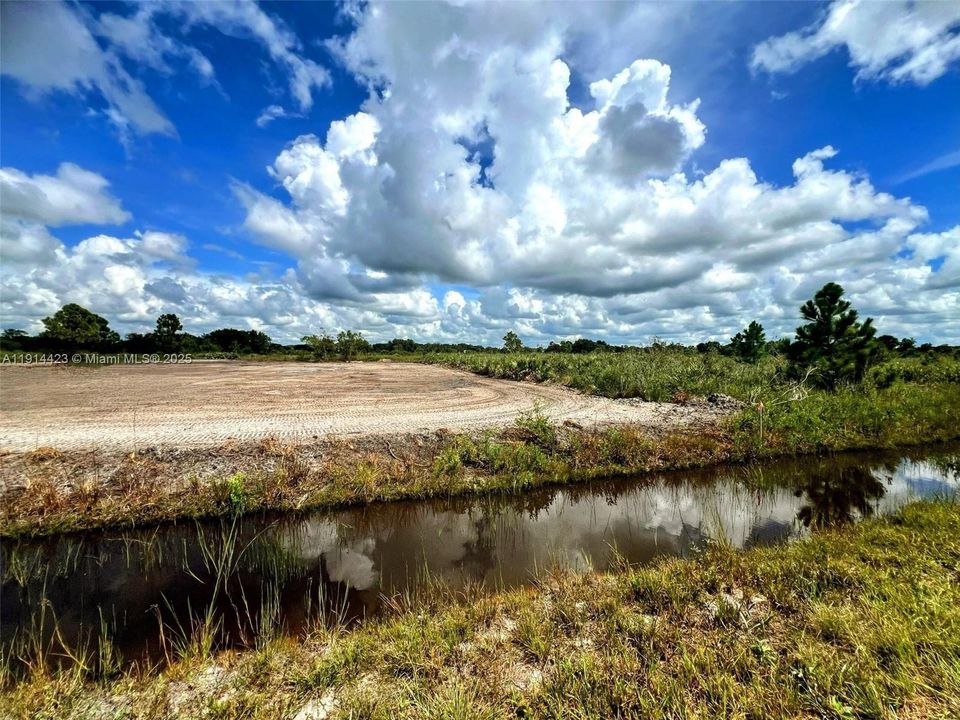 For Sale: $38,999 (1.25 acres)