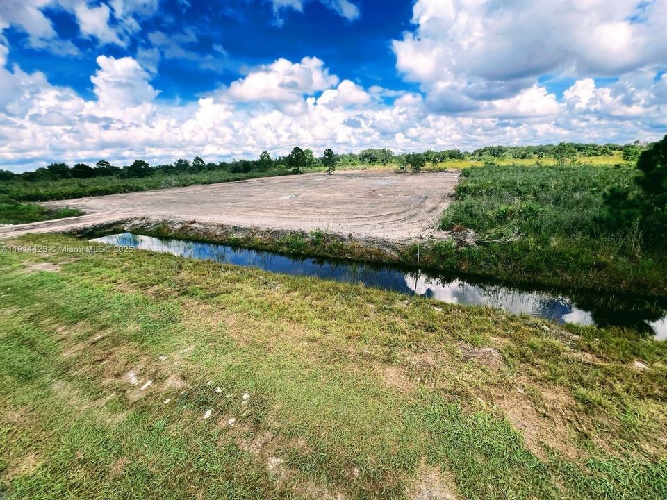 For Sale: $38,999 (1.25 acres)