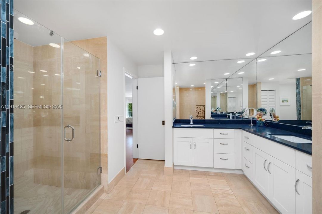 Primary bedroom ensuite